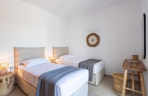 Exclusive Luxury Moca beachfront villa, Molos, Paros - Photo 14