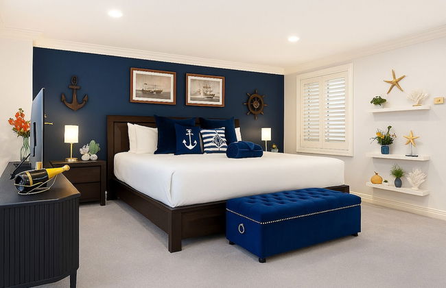 King Bed Luxury View - Captains Retreat - Foto 7