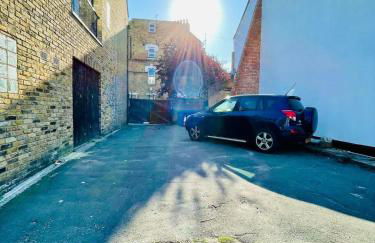 Cozystays Refurbed Modern Apartment Private Garden Free Parking - Foto 21