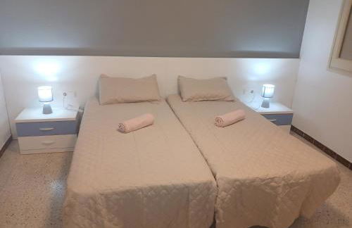 Primera linea - Foto 12