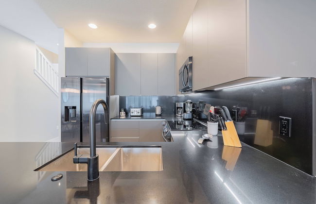 Your Orlando Retreat: Warm and Welcoming Townhome - Foto 27