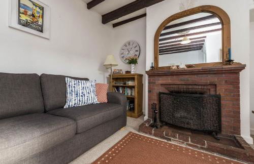 Jurassic Cottage - Photo 6