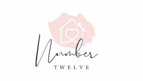 Number Twelve - Photo 3