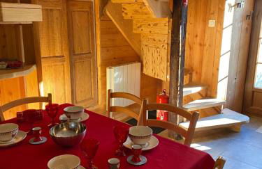 BEAU CHALET DE MONTAGNE SERRE CHEVALIER AU PIED DES PISTES PLEIN SUD - Foto 4