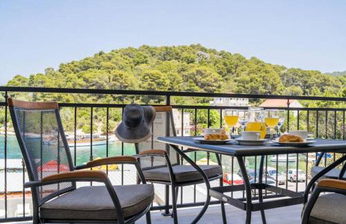 Corallium - Photo 40