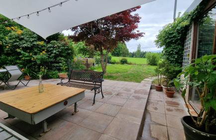 Ferienwohnung mit Garten und Bergblick - Foto 35