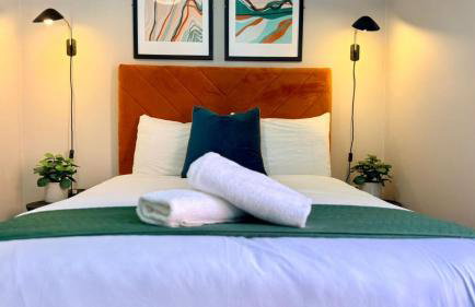 Ropewalks Retreat IV Sleeping 6 Guests with Parking and Balcony - Photo 20