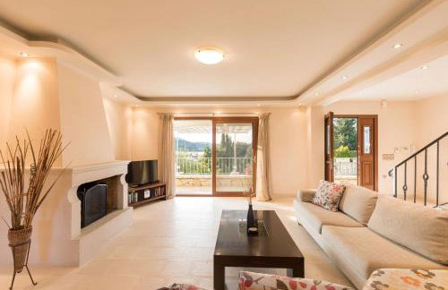 Kassiopi View Villas-Corfu-Villa Christos-4 bedrooms-big private pool-sea view-prime location - Photo 3