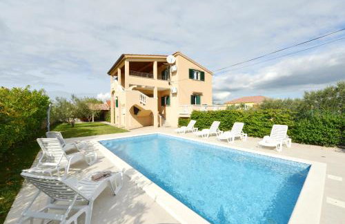 Villa Zvizda - Photo 1