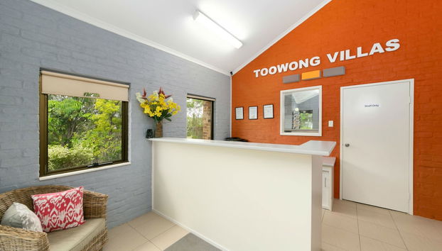 Mostrador de check-in y check-out