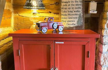 Historic Sadie's Log Cabin - Foto 7