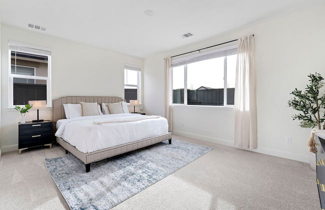 Stylish Sleek 4BR Nevada Home Near Downtown Reno - Foto 36