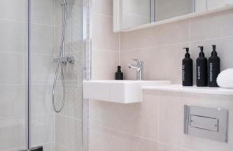 Stylish 2 BDR Apartment By Torr Property Group Short Lets & Serviced Accommodation With Free WiFi Central Manchester - Foto 48