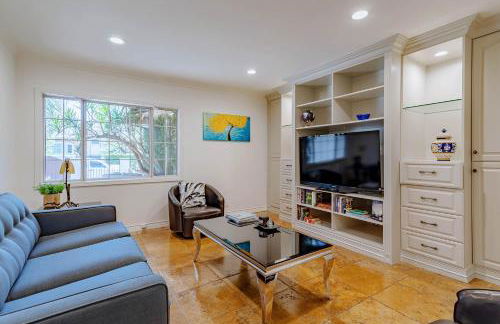 Cozy Home with Pool and Jacuzzi Minutes from Universal Studios - Foto 6