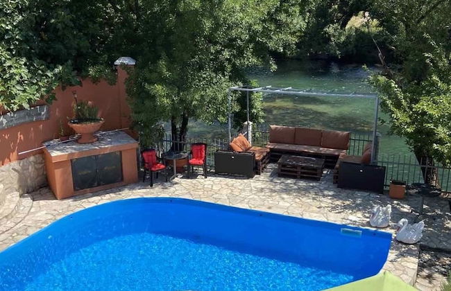 Private Riverside Villa Silvia - Foto 33