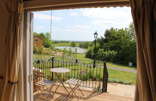 Fair Farm Hideaway - Photo 31