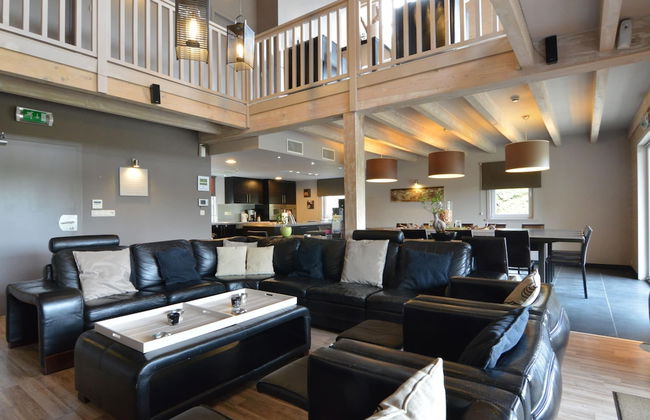 Luxurious Villa in Nadrin Belgium with Sauna & Hot Tub - Photo 11