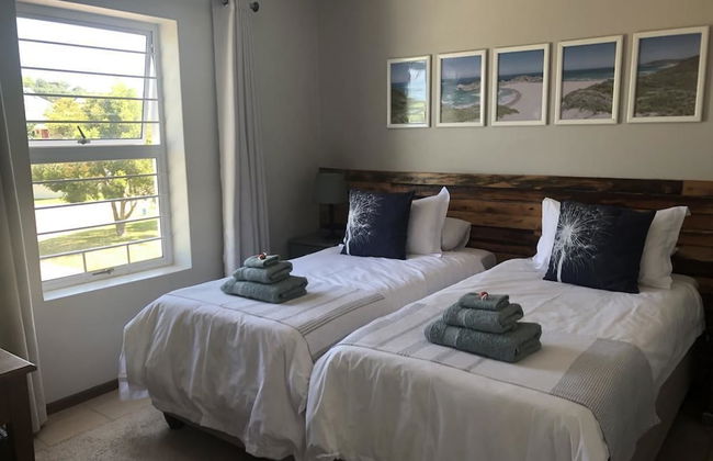 20 River Club Villas - Photo 2