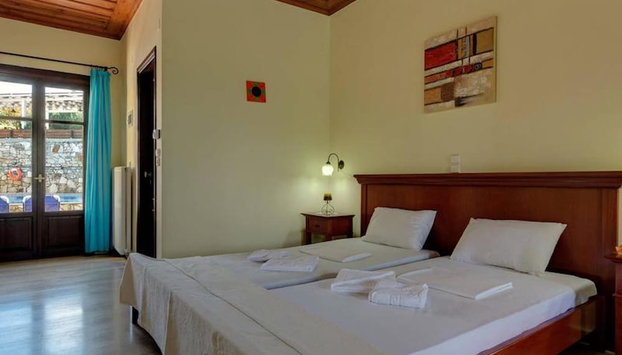 Group Accomodation, Heliopetra Studios And Houses - Foto 5, Habitación