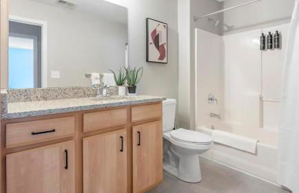 Landing Incredible 2BD Pool Clubhouse - Foto 13