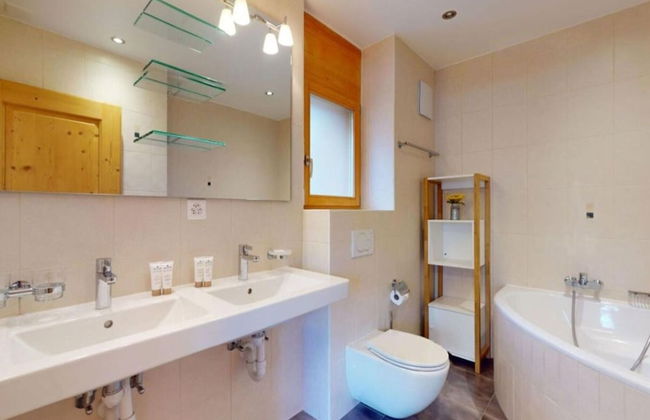 Apartment With Sauna Access - Photo 9