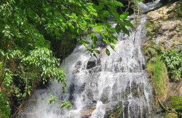 Chalé da Cachoeira - Cachoeira particular dentro da hospedagem - Foto 70