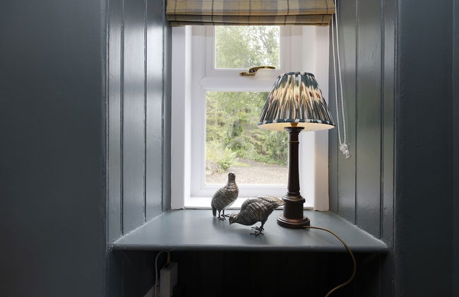 JOIVY Exceptional Cottage W/ Stunning Country Views - Photo 50