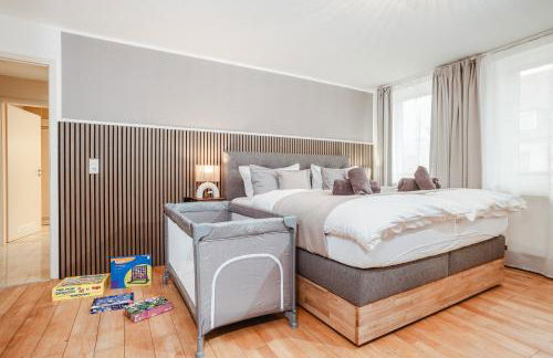 Luxus City Apartment - für Gruppen & Familien mit Whirlpool, Terrasse & Grill - Top Lage - Foto 33