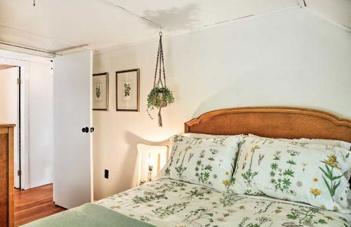 Authentic 1912 Adirondack Lake Camp with Fire Pit - Foto 12