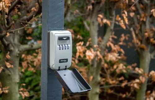 Tiny House in Duisburg by JUNIK Apartments - Photo 8