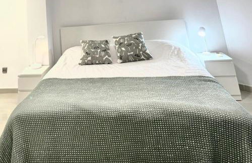 Across from the Turia Modern City Stay - Foto 13