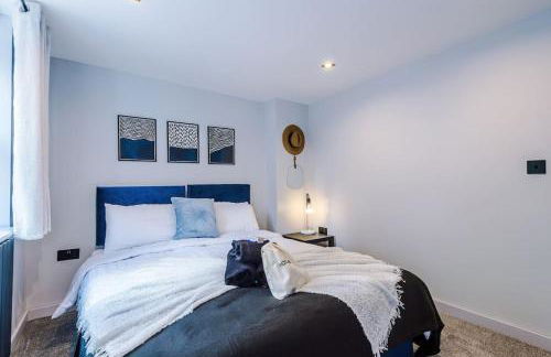 Incredible Home With Games Room, Sleeps 8, Parking Included, Perfect For Groups, Families, Contractors, Professionals - Photo 6