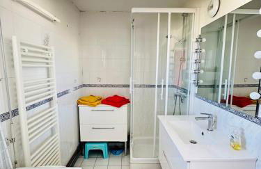 Feet in the water breathtaking 180 sea view! - Foto 39