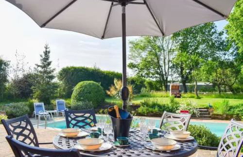 Luxury Farm House with Heated Pool & Jacuzzi - Foto 3