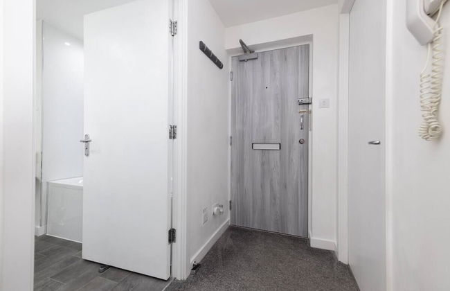 Elegant Flat with Balcony - Foto 15