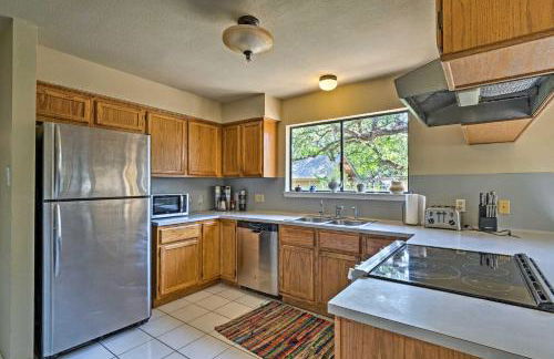 Lago Vista Lake Home with Shared Dock and Kayaks! - Foto 7