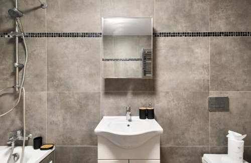 1Bed Gem Central Bletchley Perfect for Contractors - Foto 25