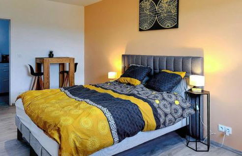 Lovely Home In Mejannes Le Clap - Photo 18