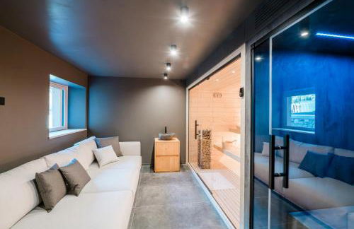 DALANIA MOUNTAIN APARTMENTS - Photo 111