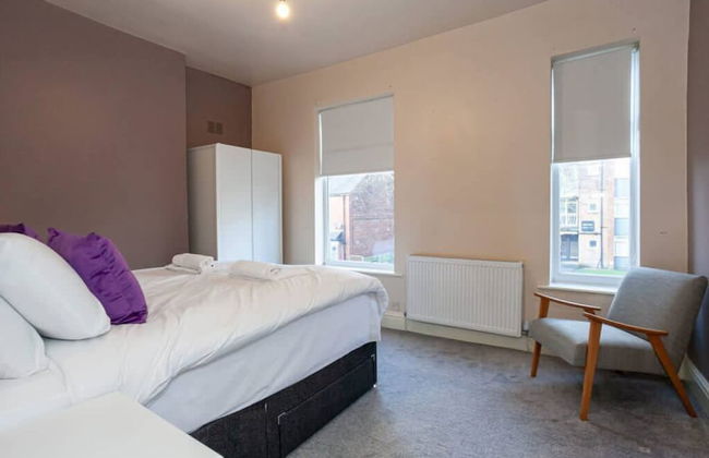 Spacious Cosy 2 Bedroom House by Bridgewater Canal - Foto 13