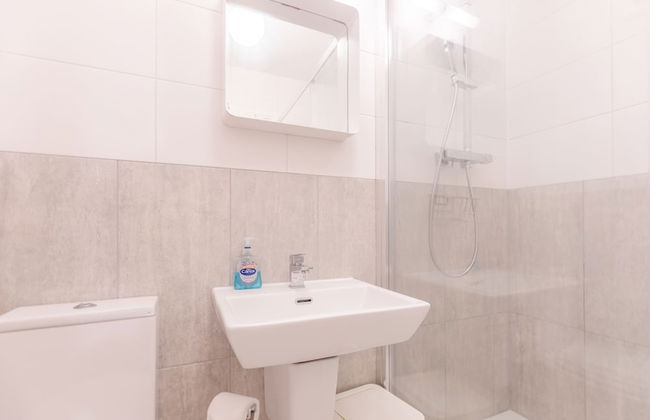 3 Bed House, Sleeps 8 - Near St Pancras - Foto 37