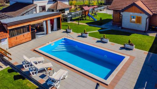 Timber Cottage With Pool - Happy Rentals - Foto 3