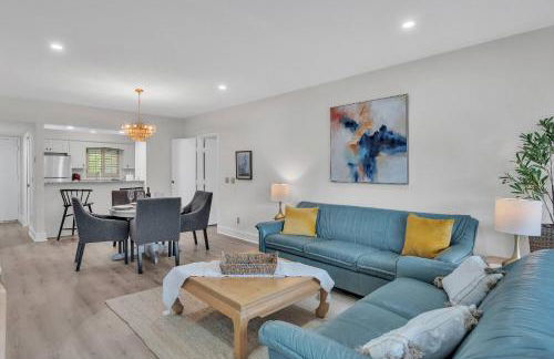 Golf and Tennis Community-Course Views-Corner Unit - Foto 18