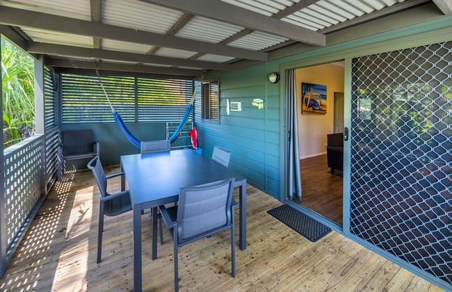 Safety Beach Ocean Bungalows - Photo 19