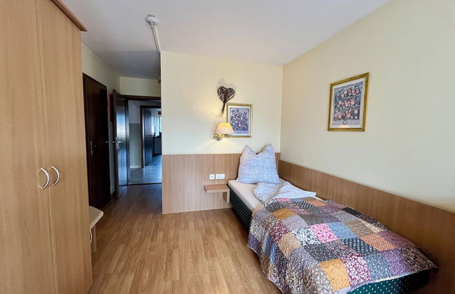 Apart Hotel Goldener Hahn Baiersbronn, Ferienwohnungen | Frühstück, Sauna & Indoorpool - Foto 27