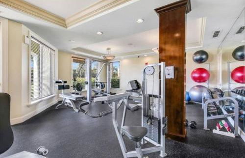 Turnkey Tranquility with Marina & Intercoastal views - Foto 19