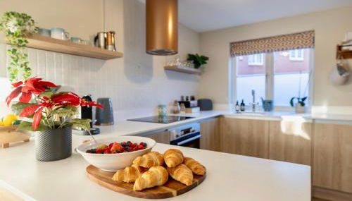 Luxury Stay, City Walk, Pool Table & Air Hockey, Garden, Parking, Business & Families - Oakview - Foto 3