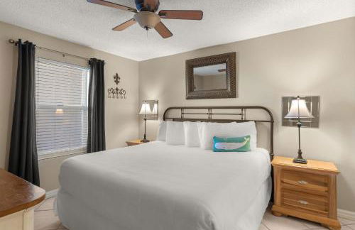 Pelican Beach Resort 1105 by Newman-Dailey - Foto 44