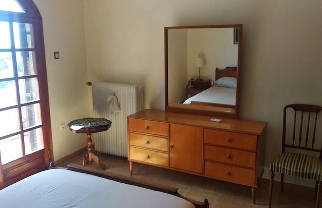 Enjoy Seclusion at Peaceful Mountain Apartment - Foto 7