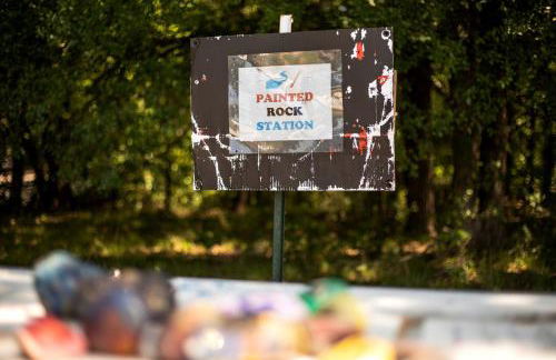 Hobbit Treehouse with Waterfall on the Brazos River for Glamping in Texas - Foto 32